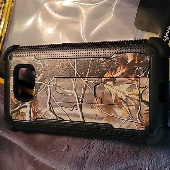 Case Camo for Samsung S7 Active - Picture 3 of 4